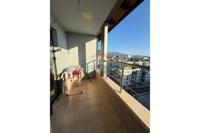 Tirane, shitet apartament , 124 m² 220.000 € 