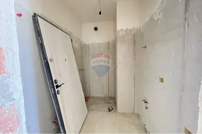 Tirane, shitet apartament , 120 m² 265.000 € 