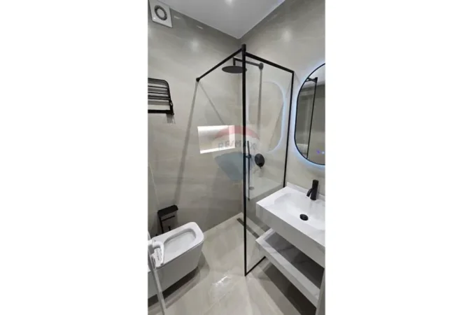 Tirane, shitet apartament , 84 m² 255.000 € 