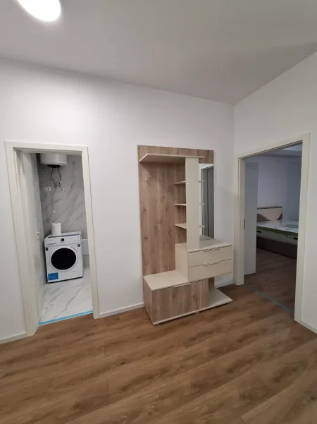 Tirane, jepet me qera apartament 1+1 Kati 4, 61 m² 40.000 LEK (Kompleksi Kaimi, ALI DEMI)  PA KOMISION