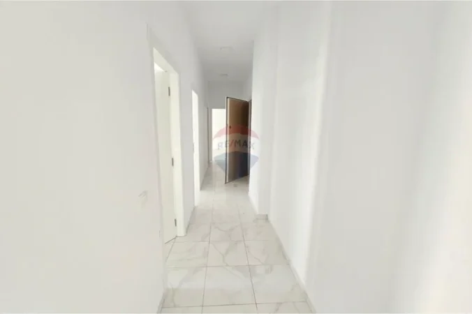 Tirane, shitet apartament , 111 m² 320.000 € 