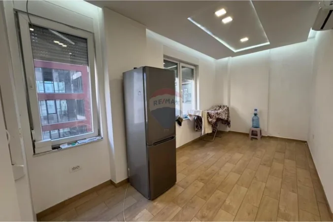 Tirane, shitet apartament , 135 m² 228.000 € 