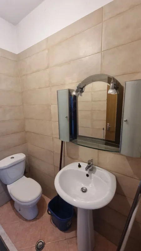 Tirane, jepet me qera nga Pronari, pa-komision apartament 2+1+Aneks+Ballkon Kati 7, 107 m² (Rruga 3 Deshmoret, Pallati DILO)