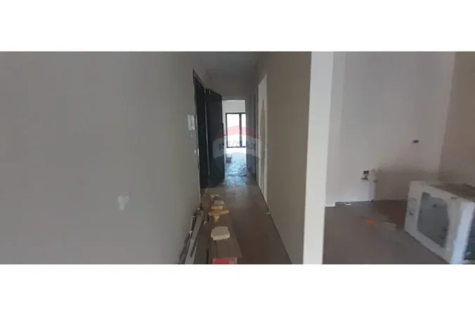 Tirane, jepet me qera apartament , 82 m² 600 € 