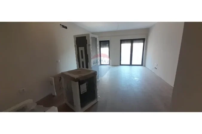 Tirane, jepet me qera apartament , 82 m² 600 € 