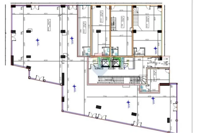 Tirane, jepet me qera , 368 m² 7.000 € (Ish Tregu Elektrik, Tiranë)