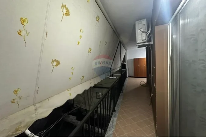 Tirane, jepet me qera apartament , 120 m² 631 € 