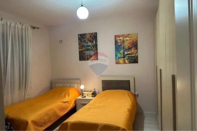 Tirane, jepet me qera apartament , 90 m² 820 € 