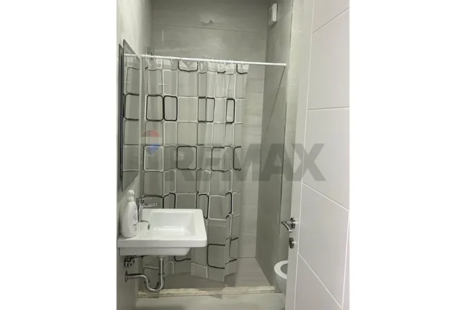 Tirane, jepet me qera apartament , 61 m² 600 € 
