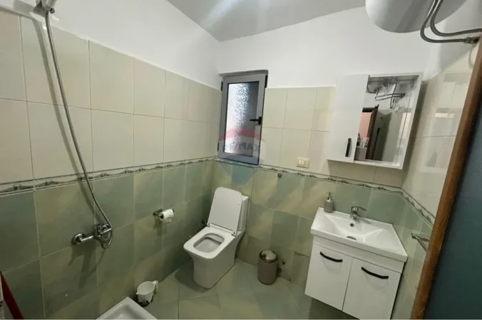 Tirane, jepet me qera apartament , 64 m² 730 € 