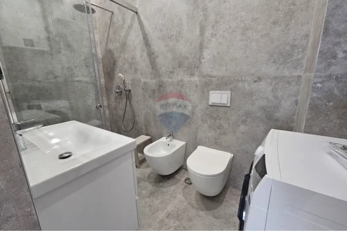 Tirane, jepet me qera apartament , 65 m² 1.000 € 