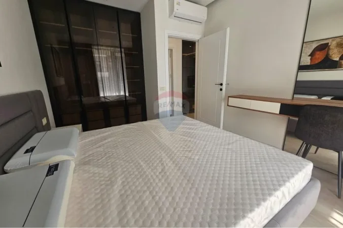 Tirane, jepet me qera apartament , 65 m² 1.000 € 