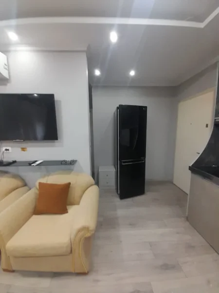 Tirane, jepet me qera Garsonier, Mobiluar, Kati 6, 45 m²,Çmimi 35.000 Lekë të Reja, (Pranë Casa Italia, Terminali, Tiranë)