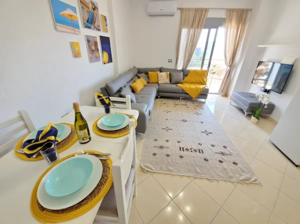 Shkembi Kavajes, apartament ne plazh