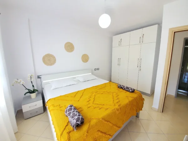 Shkembi Kavajes, apartament ne plazh
