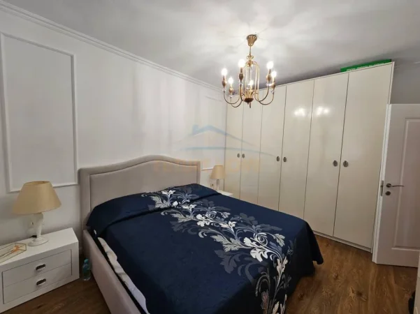 shitet apartament 2+1+Ballkon Kati 4, 85 m² 153.000 € (LAPRAKE)
