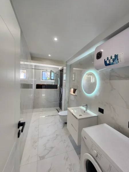 Durres, jepet me qera apartament 1+1+Aneks+Ballkon Kati 1, 60 m² 350 € 