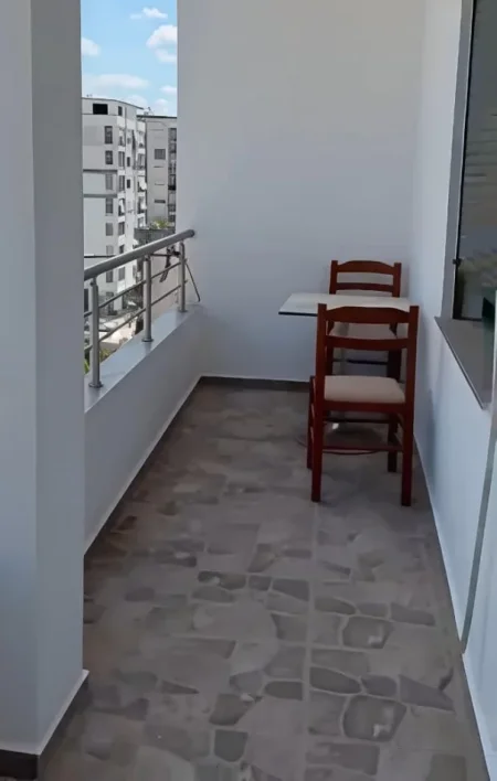 Tirane, shitet apartament 1+1 Kati 6, 60 m² 99.000 € (Komplekset Fratari yzberisht)