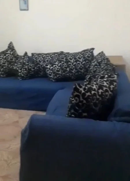 Tirane, jepet me qera apartament 1+1 Kati 1, 70 m² 300 € (Selitë e Vogël)