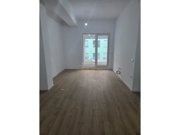 Tirane, shitet apartament 1+1 Kati 2, 59 m² 107.000 € (Rezidenca Kaimi, Ali Demi, Tirane)