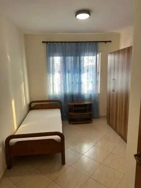 🏡 Jepet me Qera Apartament 3+1 ne Astir, 550 mije leke
