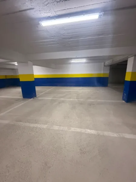 Tirane, shitet garazh | post parkimi Kati -2, 164 m² 290.000 € (Siri Kodra)