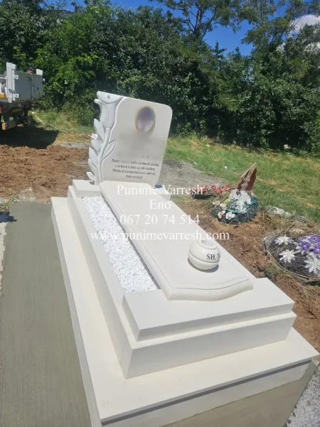 Tirane, ofroj Punime Varresh Kosove (Suhareke) - Modele Varresh Mermeri
