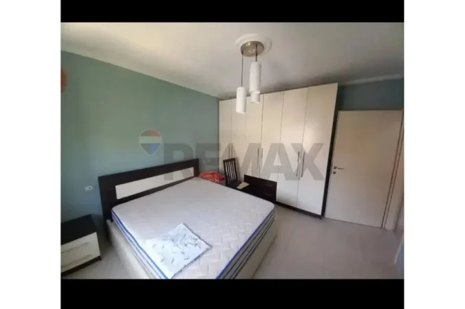Tirane, jepet me qera apartament 2+1+Aneks+Ballkon Kati 3, 82 m² 550 € (irfan tomini)