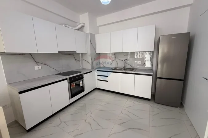 Tirane, jap me qera apartament 1+1+Aneks+Ballkon Kati 4, 63 m² 45,000 all  (urban gate)