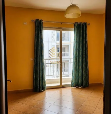 Tirane, jepet me qera apartament 2+1+Ballkon Kati 3, 100 m² 550 € (Bulevardi i Ri)