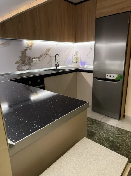 Tirane, jepet me qera apartament 1+1+Aneks+Ballkon Kati 5, 61 m² 610 € (Irfan Tomini)