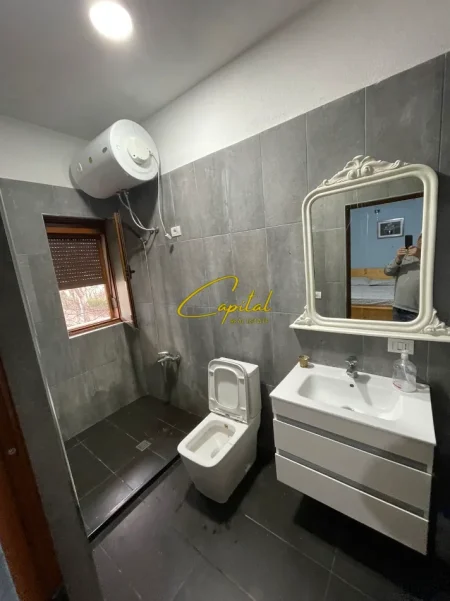 Tirane, jepet me qera apartament 2+1 Kati 2, 100 m² 400 € (ASTIR)