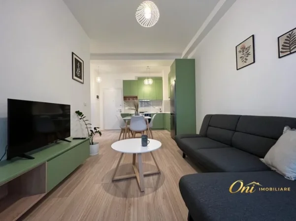 Tirane, jepet me qera apartament 1+1 Kati 3, 70 m² 650 € (21 DHJETORI)