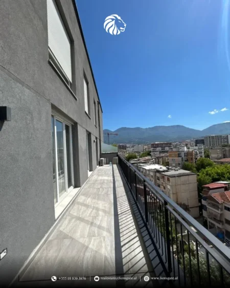 Tirane, jap me qera apartament 2+1+Ballkon , 117 m² 900 € (Ish Tregu)
