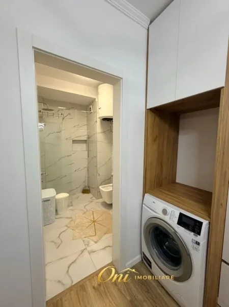 Tirane, jepet me qera apartament 1+1 Kati 5, 70 m² 480 € (YZBERISHT)