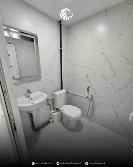 Tirane, shes dyqan Kati 0, 50 m² 100.000 € 