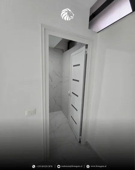 Tirane, shes dyqan Kati 0, 50 m² 100.000 € 