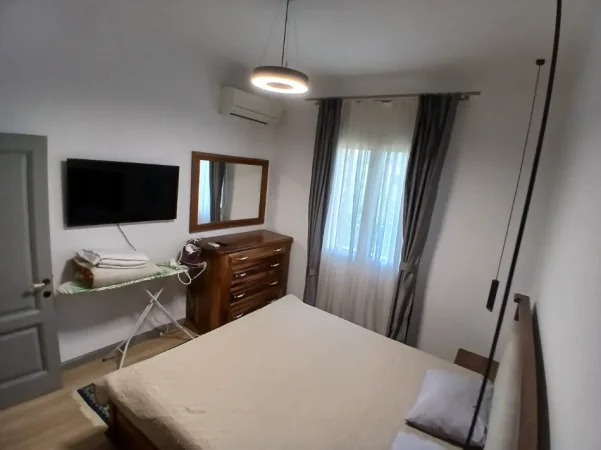 Tirane, jepet me qera apartament 2+1 Kati 3, 80 m² 600 € (Rruga e durresit)