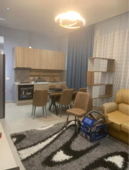 Tirane, jepet me qera apartament 1+1 Kati 1, 65 m² 450 € (Rruga Llazi Miho)