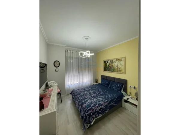 Tirane, jepet me qera apartament 2+1 Kati 5, 83 m² 750 € (Don Bosko)