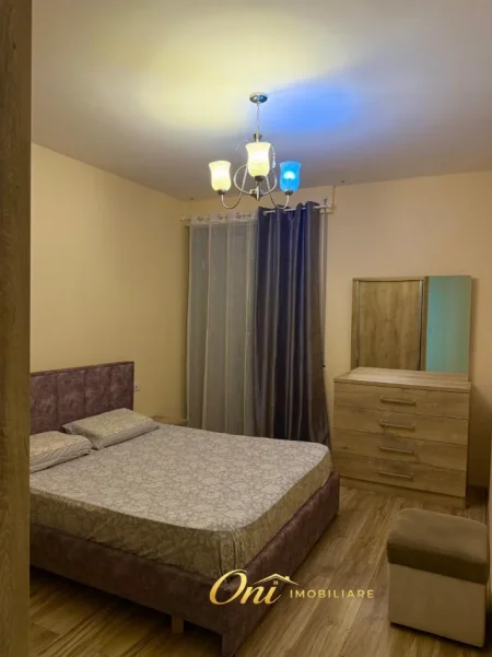 Tirane, jepet me qera apartament 2+1 Kati 6, 90 m² 750 € (KOMPLEKSI FIORI DI BOSKO)