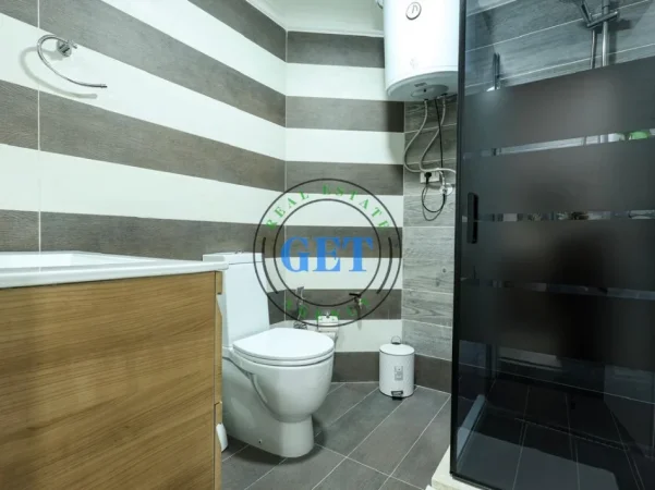 Durres, shitet apartament 1+1 Kati 0, 36 m² 100.000 € (bulevardi kryesor)