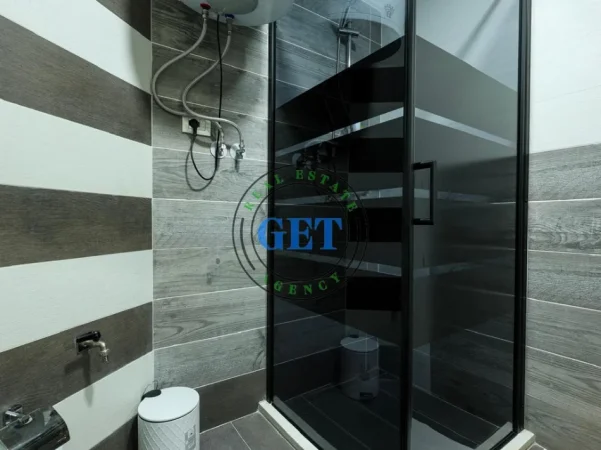 Durres, shitet apartament 1+1 Kati 0, 36 m² 100.000 € (bulevardi kryesor)