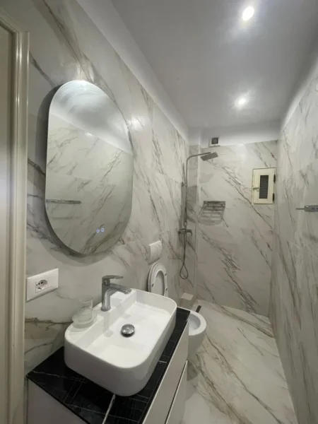 Tirane, jepet me qera apartament 1+1 Kati 2, 56 m² 400 € (Selite Rruga Kodra e Diellit)
