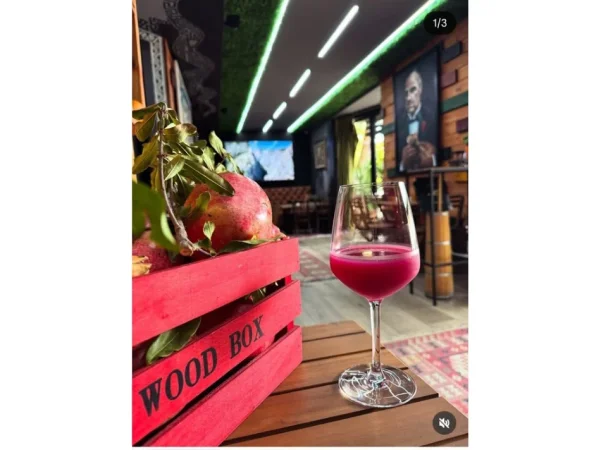 Tirane, shitet bar-resorant Kati 2, 75 m² 56.000 € (Fusha Aviacionit)