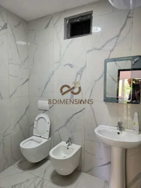 Tirane, jepet me qera shtepi 1+1 Kati 0, 180 m² 500 € (allias)
