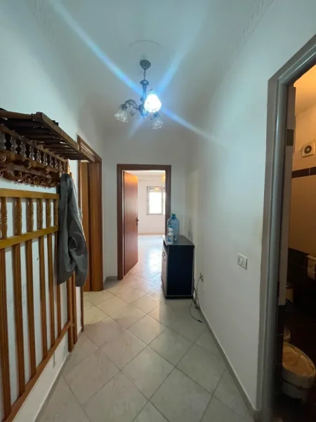 Tirane, shitet apartament 2+1 Kati 1, 92 m² 145.000 € (Unaza e re)