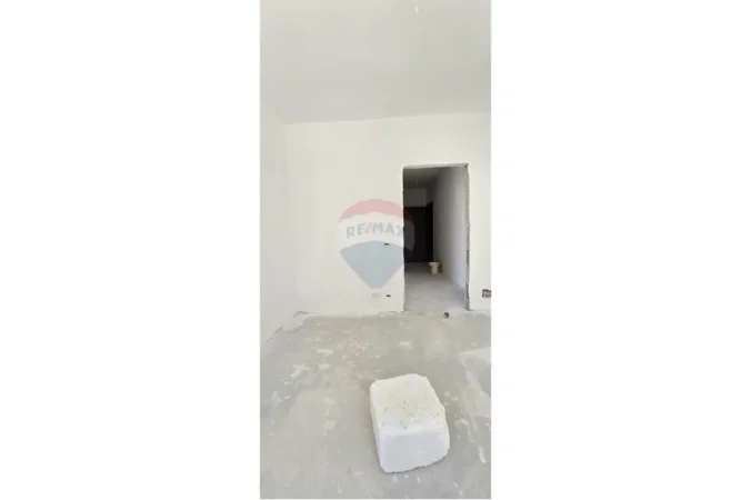 Tirane, shitet apartament , 115 m² (.)