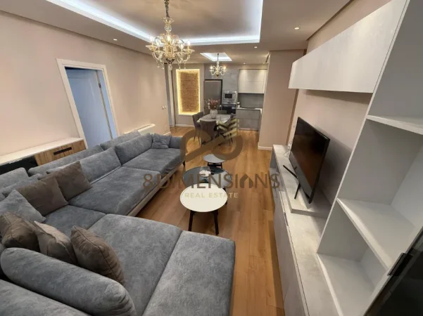 Tirane, jepet me qera apartament 3+1+Ballkon Kati 3, 125 m² 850 € (kinostudio)