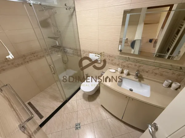 Tirane, jepet me qera apartament 3+1+Ballkon Kati 3, 125 m² 850 € (kinostudio)